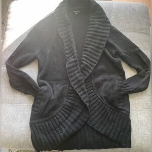 Super thick black express cardigan